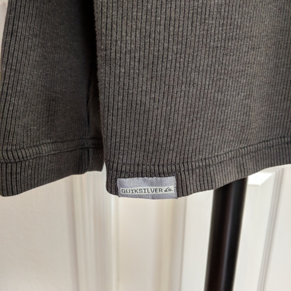 vintage 2000 quiksilver v neck sweater - Picture 2 of 4